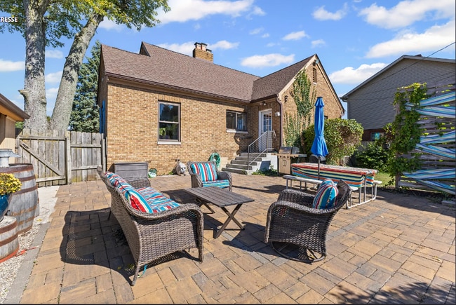 Photo - 1721 Southview Dr