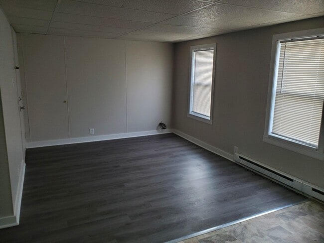 Photo - 20 W Maple St Unit #5