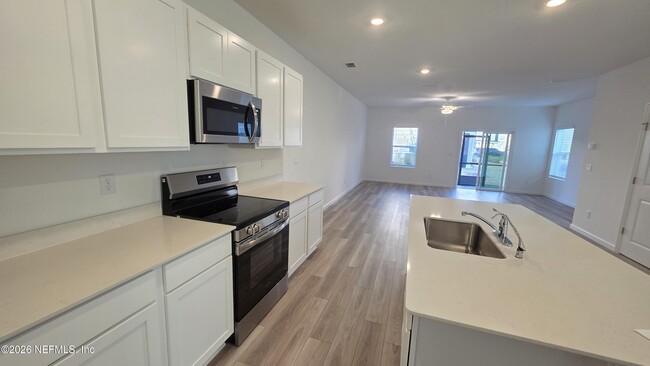 Photo - 3971 Mid Century St