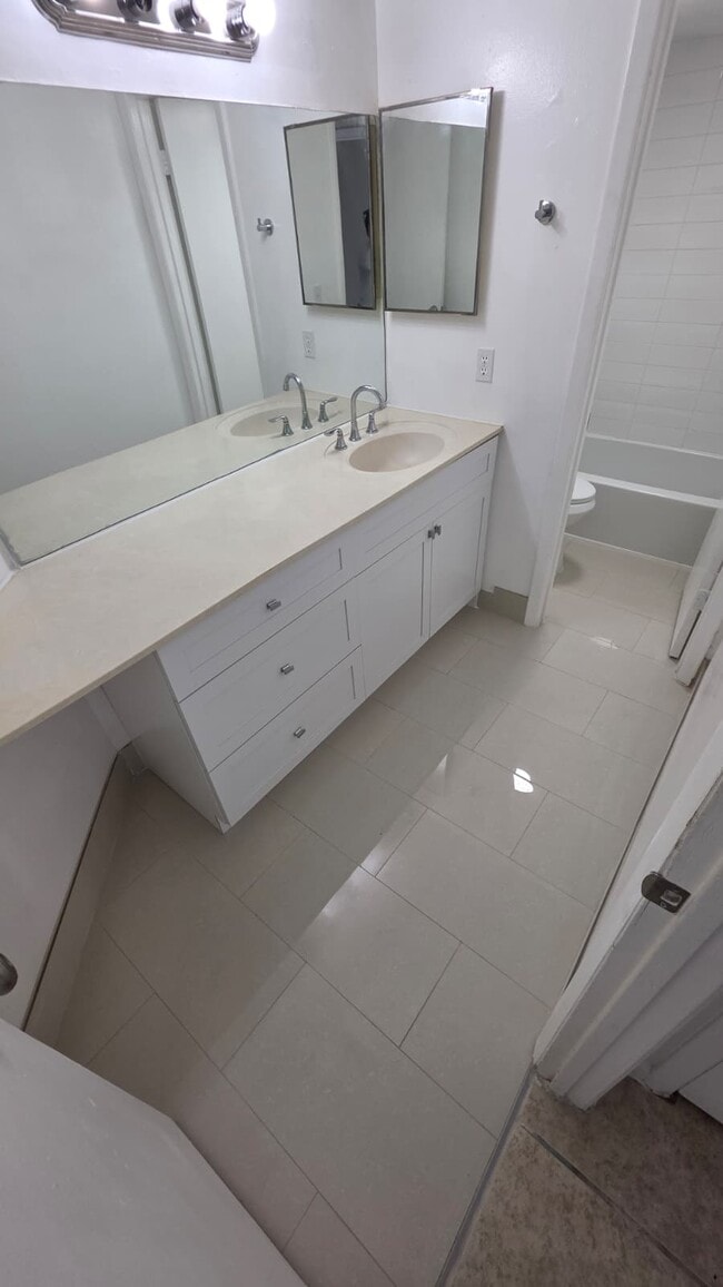 Photo - 4357 Aqua Vista Dr Unit 1