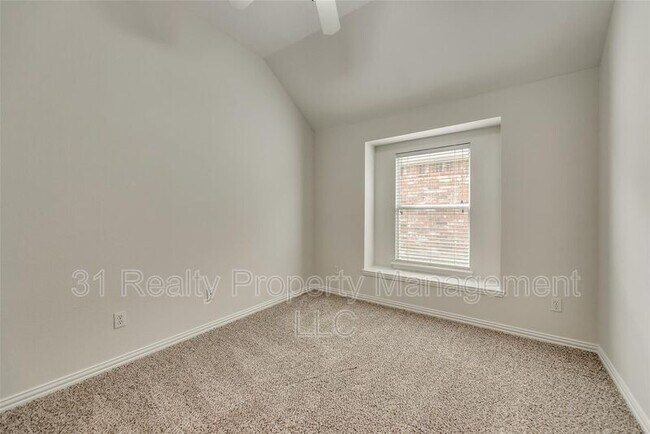 Photo - 5501 Fairfax Ct