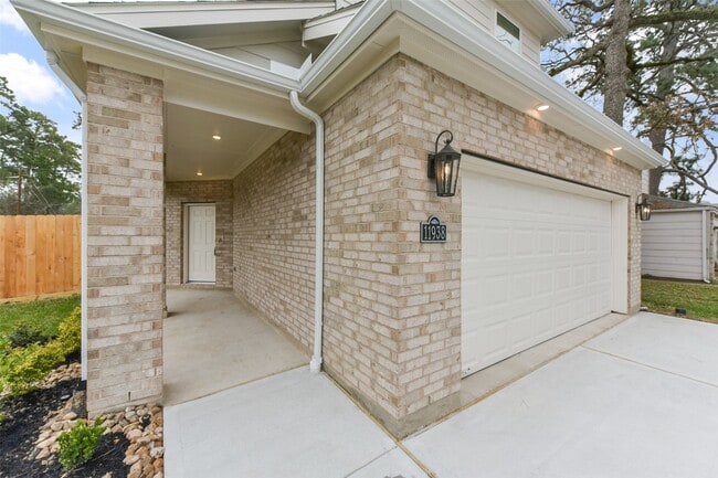 Photo - 11938 Lakewood W Dr