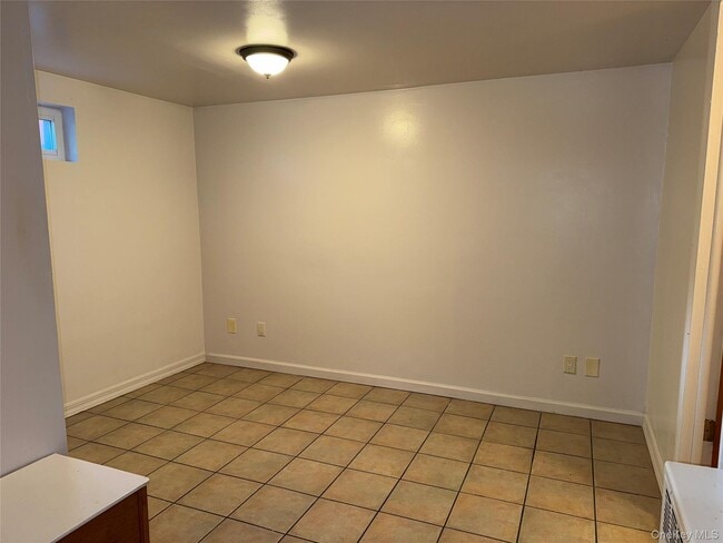 Photo - 198 Kings Ferry Rd