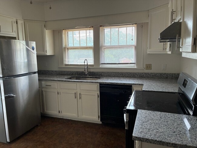 4 Three Dove Rd