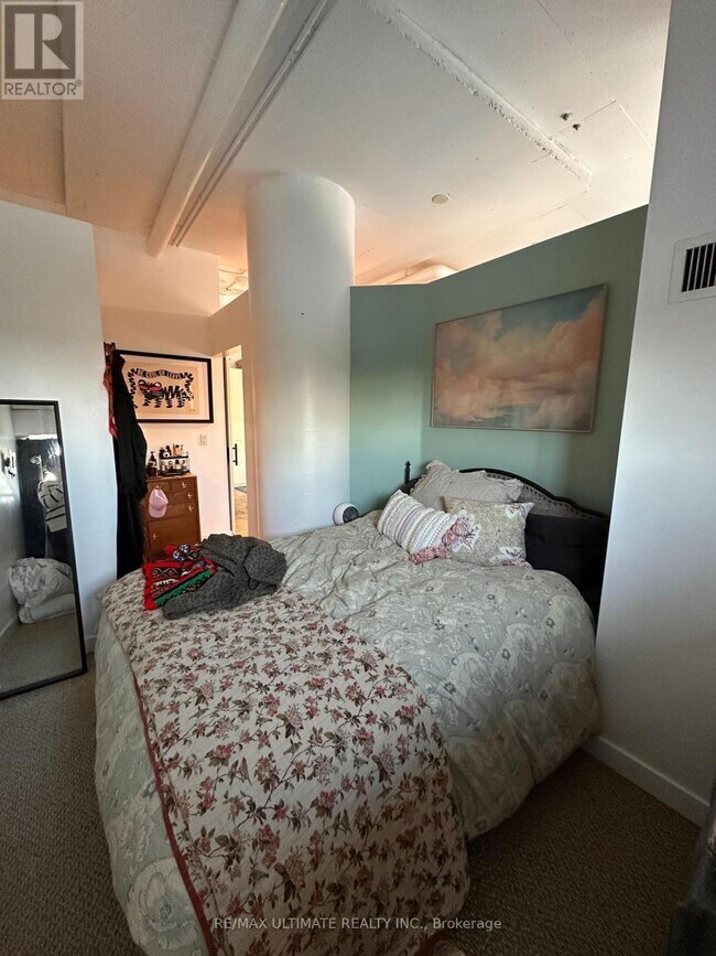 Photo - 2 Fieldway Rd Unité 301