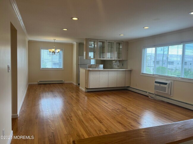 Photo - 35 Sternberger Ave Unit B