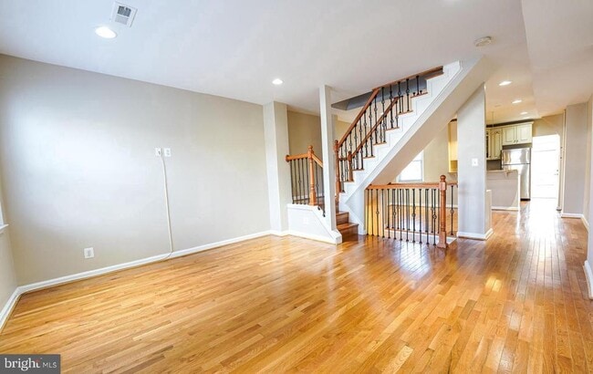 Photo - 1210 Oronoco St