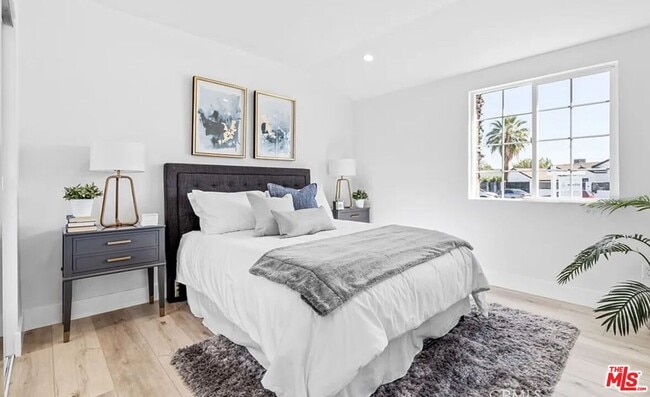 Photo - 11625 Keswick St