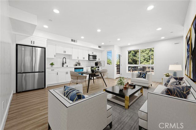 Photo - 6704 Kester Ave