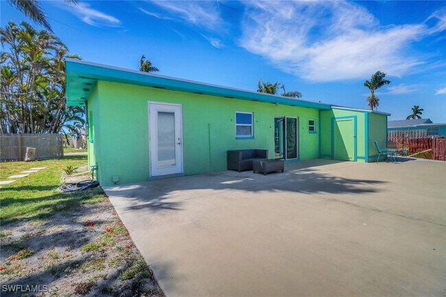 Photo - 2567 Cay Cove