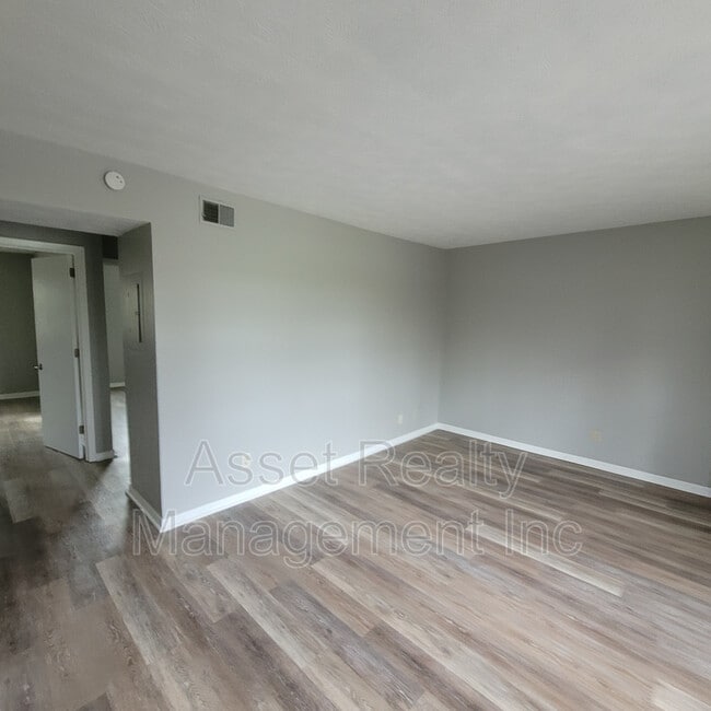 Photo - 5017 Inskip Rd Unit 2