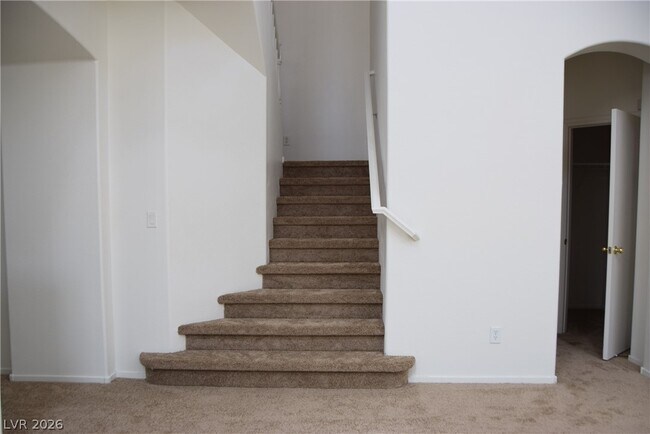 Photo - 9493 Grove Ridge Ave