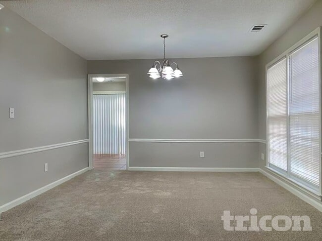 Photo - 2660 Binghampton Ln