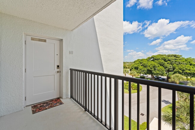 Photo - 1748 Jupiter Cove Dr Unidad 517A