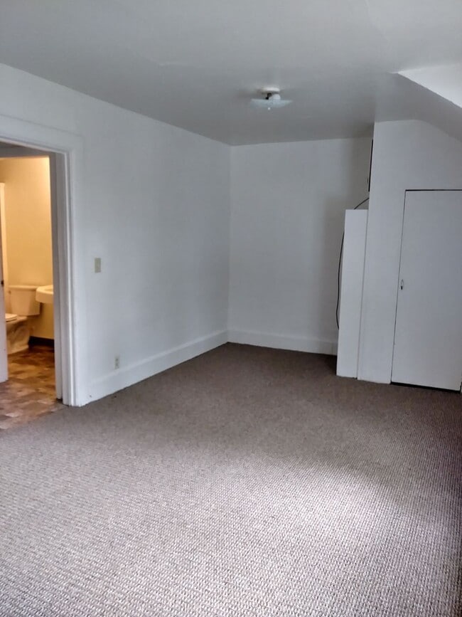 Photo - 319 N Park St Unit 3