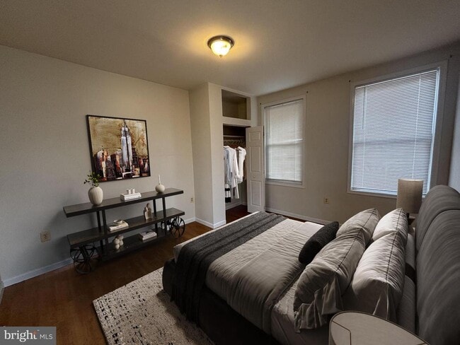 Photo - 600 Keefer Pl NW