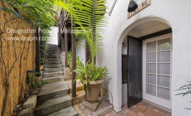 Photo - Griffith Park Blvd. Unit 1761 3/4