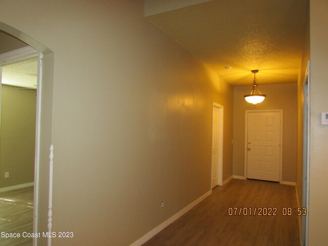 Photo - 700 Benton Dr