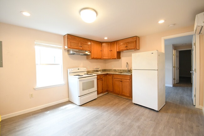 Photo - 425 W 29th Ave