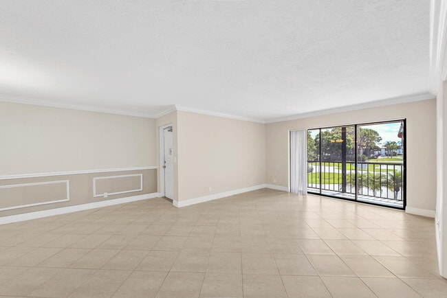 Photo - 2733 SW Matheson Ave Unit 2733 SW Matheson Avenue