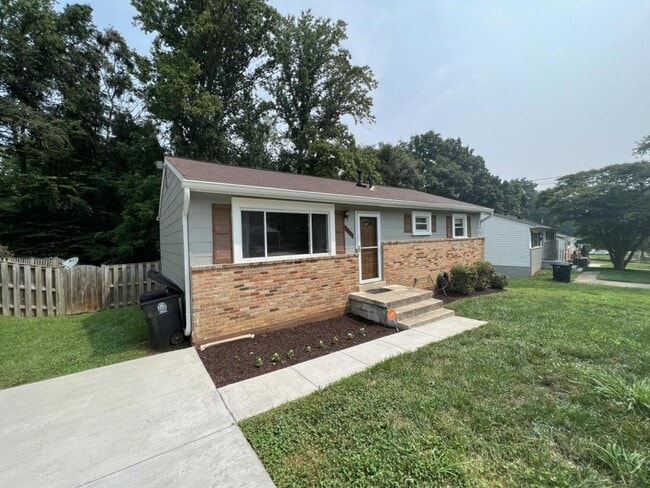 Photo - 8400 Richville Dr