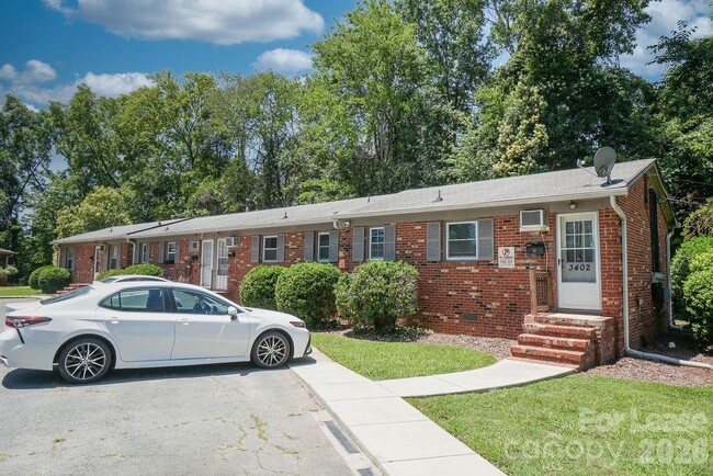 Photo - 3402 Craig Ave