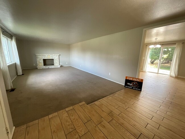 Photo - 5 bdrm 3 bth Home 2 Car Garage