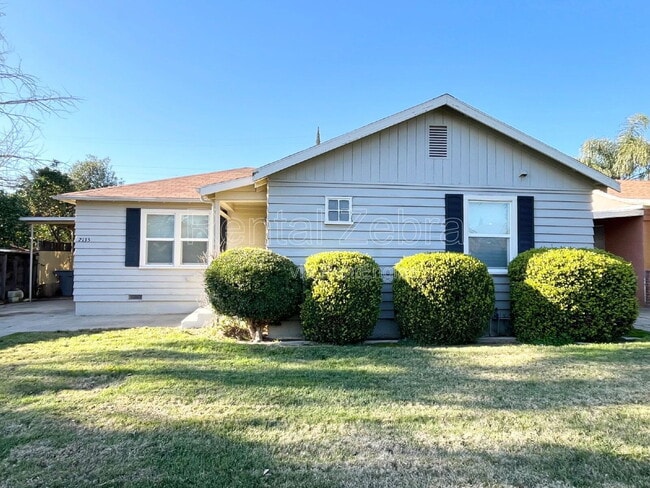 Photo - 2135 Orchard Ln