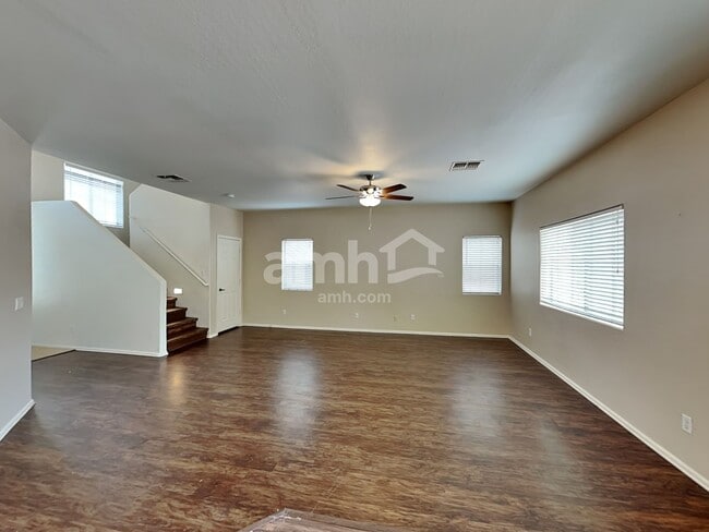 Photo - 1509 S 123rd Dr