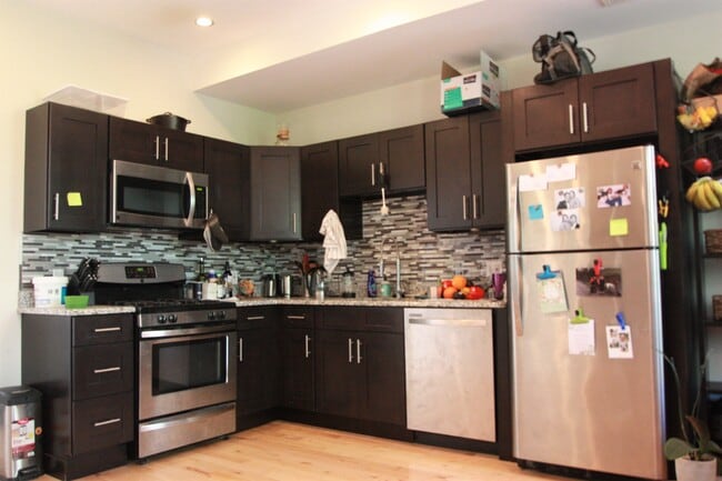 Updated kitchen with dishwasher - 317 6th S St Unit 3F