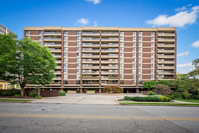 Photo - 4100 N Charles St
