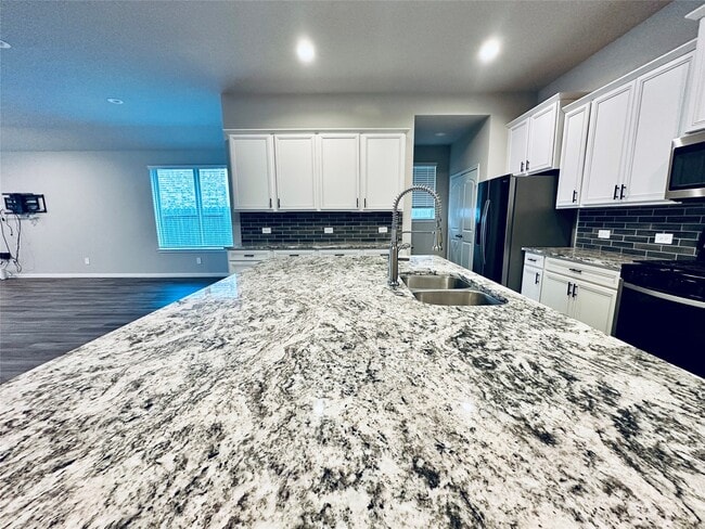 Photo - 1217 Antelope Passing Dr