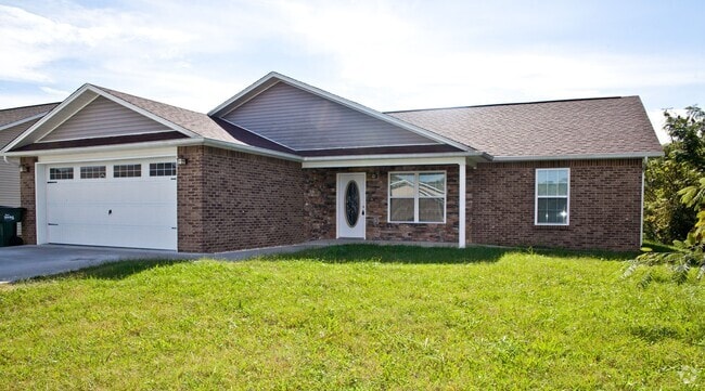 Building Photo - Location!!!! Rental