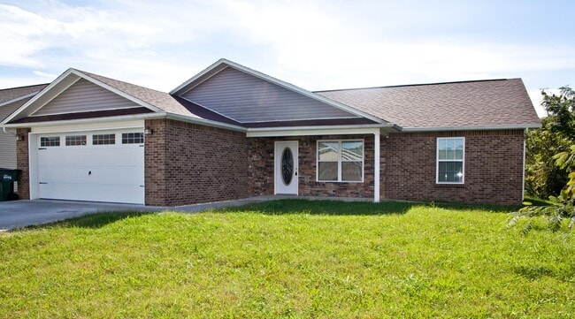 Photo - 1430 Avery Ln House