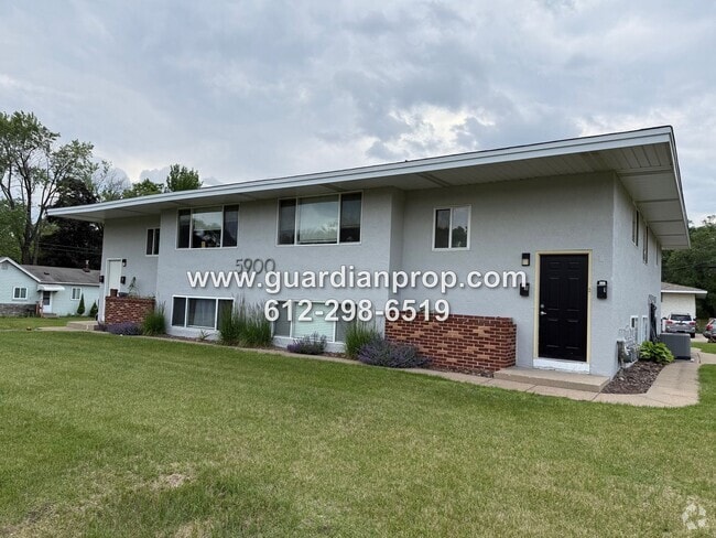 Building Photo - 5900 3rd St NE Unit #1 Rental