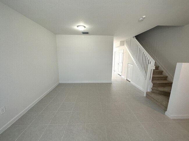 Photo - 2330 NW 125 St