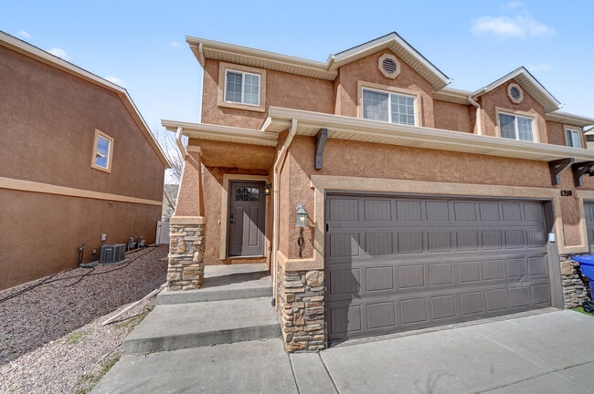 Building Photo - 4210 Rosalie St