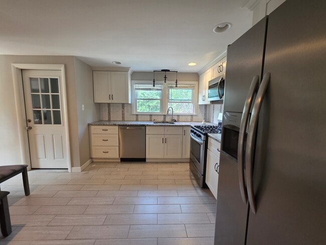 Photo - 28 Maplewood St Unit 2