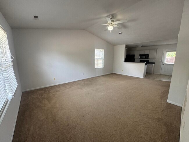 Photo - 3308 E St Charles Rd