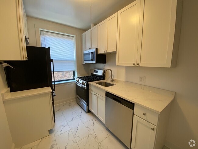 Building Photo - 6518 N Glenwood Ave Unit 3S Rental