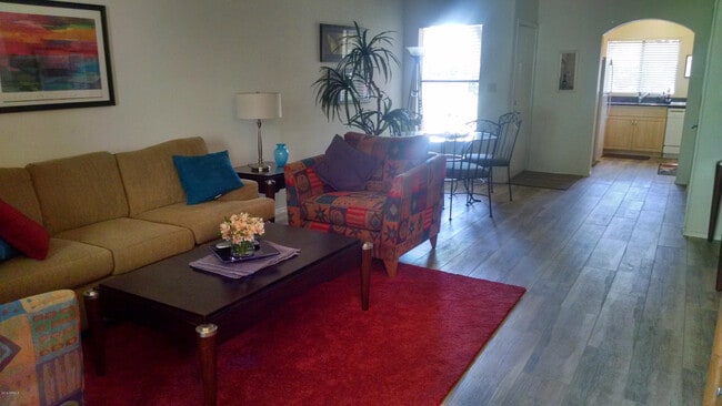 Building Photo - 9600 N 96th St Unit Apt 119