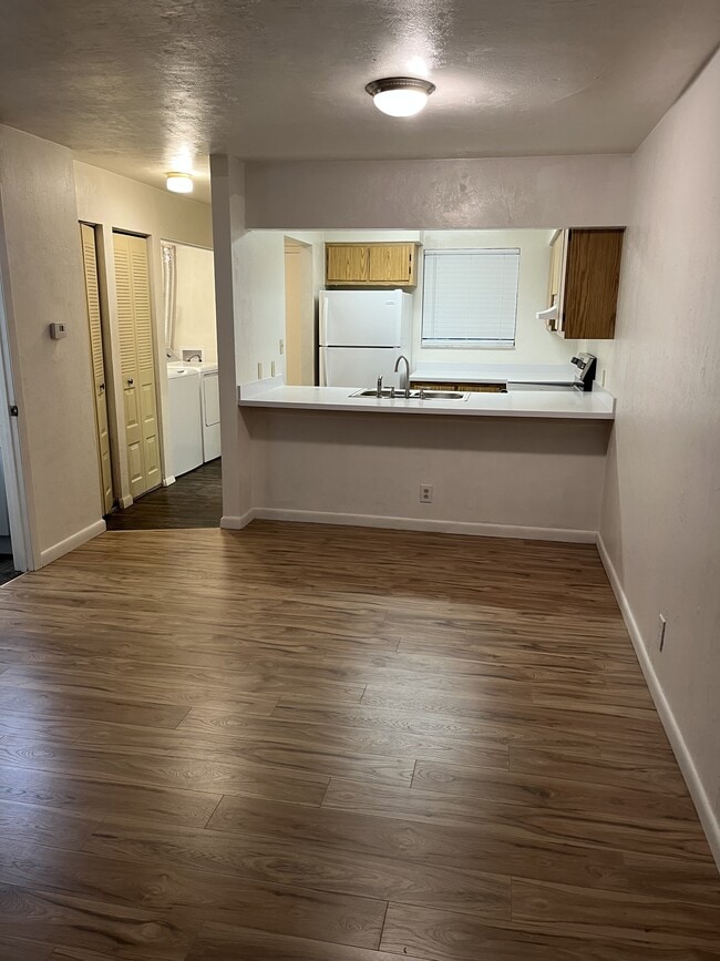 Photo - 2560 SW 31st Pl