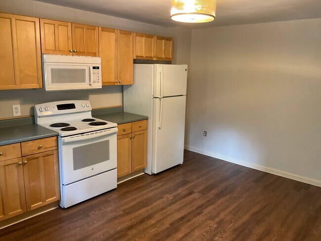 Photo - 168 Center Ave Unit 1 ( left)