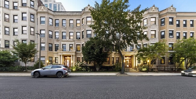 Building Photo - 19 Peterborough St Unit 19P-03