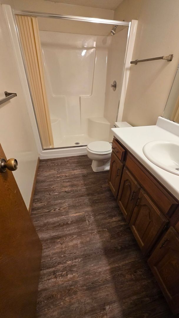 Photo - Wonderful 2 Bedroom Duplex in Bethany!  $1250 Per Month!