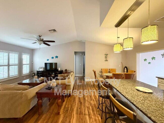 Photo - 506 SE 21st St
