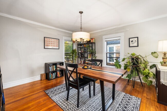 Photo - 1114 Fulton St E Unidad 2