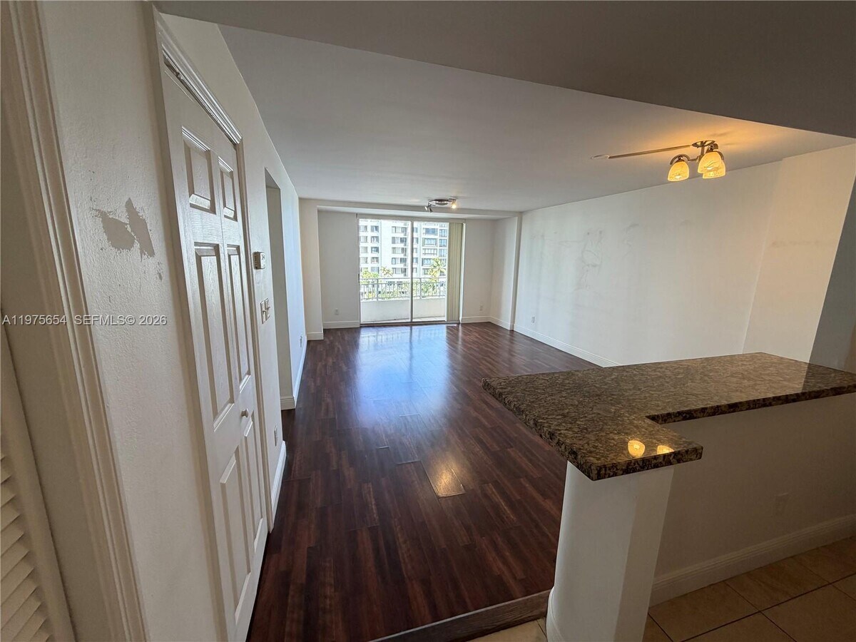 Photo - 770 Claughton Island Dr Unit 707