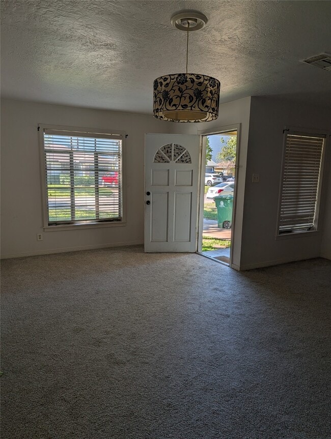 Photo - 5318 Angelo St Casa