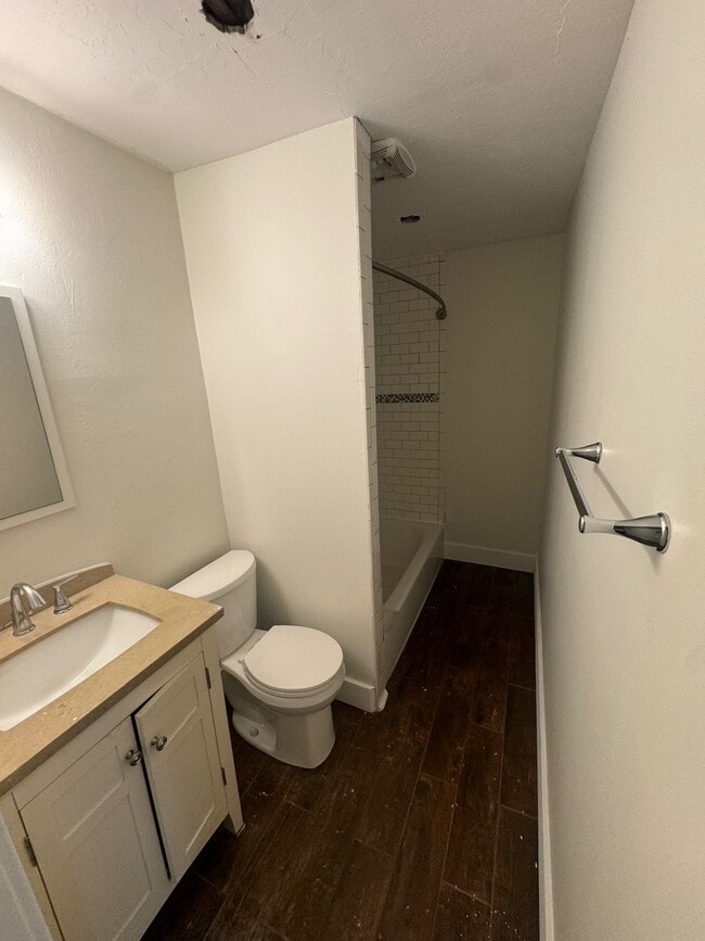 Photo - 9 Miller Ave